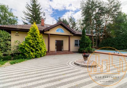 Piękny, malowniczy, dom z basenem, okazja!