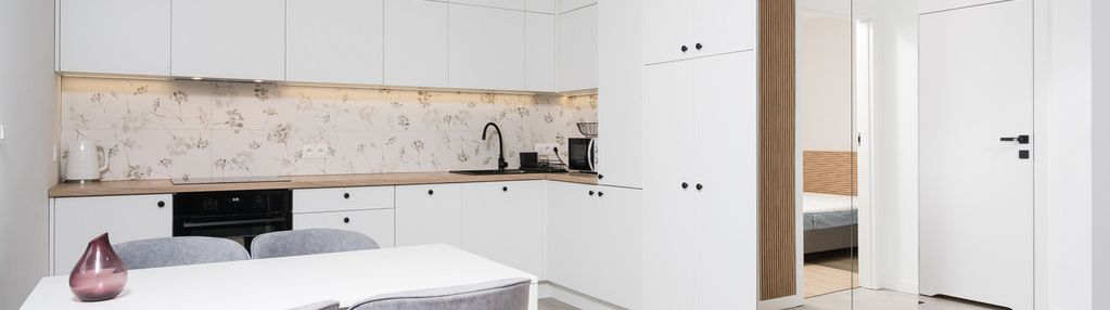 Piastowska residence| 2pokojowy apartament| garaż