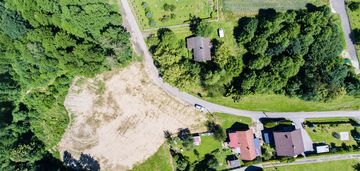 Rolno-budowlane pod lasem