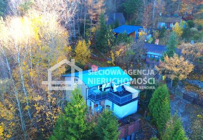 Krzeszna -  dom rekreacyjny pomiędzy jeziorami.