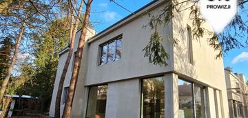 Wolnostojący_gabinet na parterze_rekuperacja