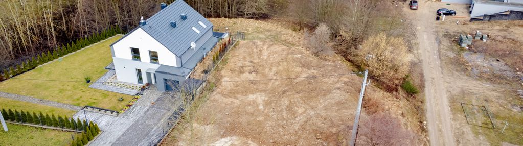 Działka z projektem koncep. domu, widok na las