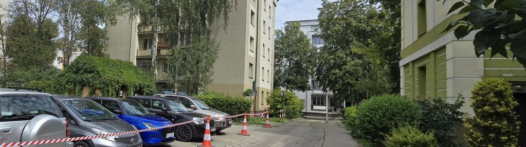 Centrum nowy świat 47m2, 2 lub 3 pokoje do remontu