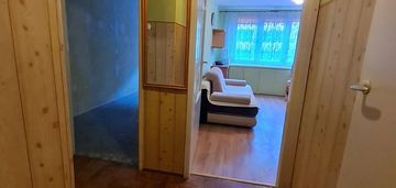 Śródmieście- dwupokojowe mieszkanie na parterze