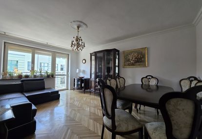 Stylowe mieszkaniem w centrum miasta 61.96m2