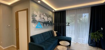 Apartament 2 pok. ogródek, miejsce postojowe.
