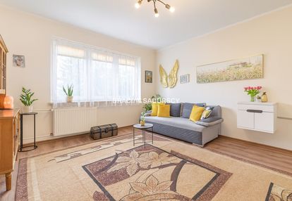 62,2 m2 w bloku z własnym terenem zielonym