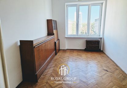 Klimatyczne mieszkanie z potencjałem w centrum