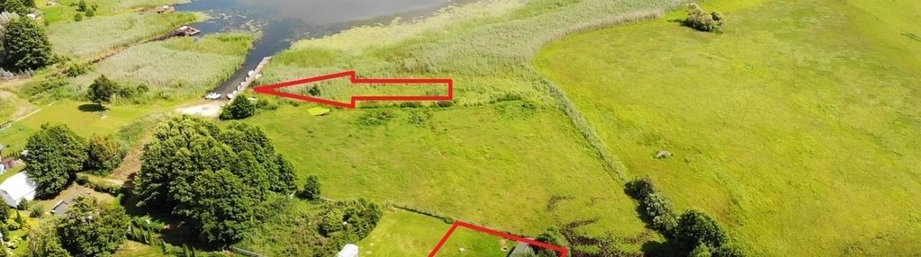 Działka z domkiem holenderskim przy jeziorze