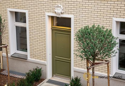 Apartament dwupoziomowy w zabytkowej kamienicy