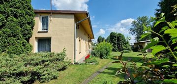 Dom na dużej działce, ze stawem – małyszyn