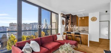 Narożny apartament z loggią na 11. piętrze