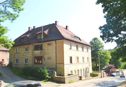 Odrestaurowane mieszkanie w malowniczej okolicy