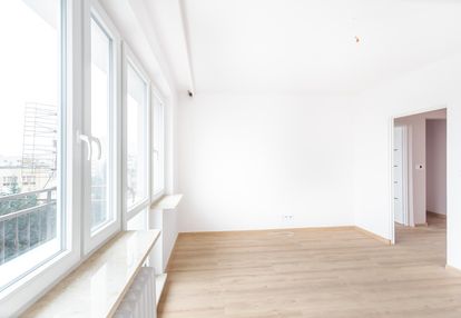 Mieszkanie 4-pokojowe 63,5 m2 w legionowie.
