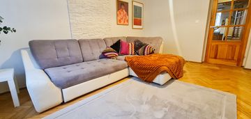 Centrum, dwa oddzielne pokoje, pierwsze piętro