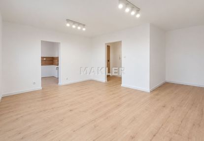 Kawalerka 32 m² | balkon | osobna kuchnia