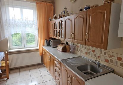 3 pokojowe mieszkanie. świebodzice ii piętro