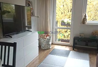 Jasne 2 pokoje, odrębna kuchnia, zielona okolica