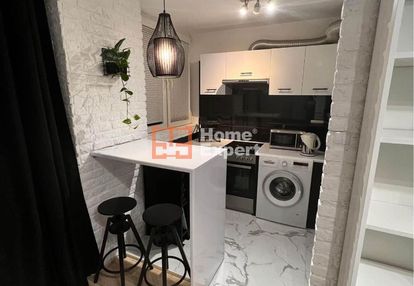 Do zamieszkania kawalerka