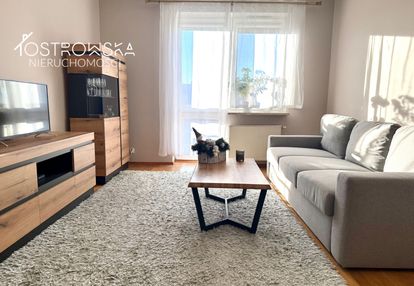 Słoneczne/dwustronne/2 pokoje z osobną kuchnią