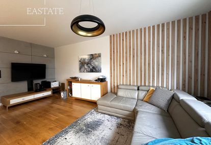Dwa balkony/miejsce postojowe w cenie