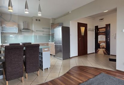 2 pokojowe, balkon, odświeżone