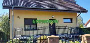 Jednorodzinny do odświerzenia w super lokalizacji