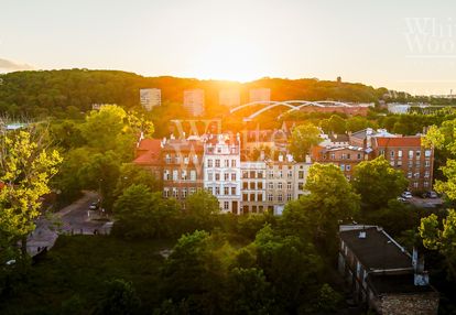 Przestronne mieszkanie w kamienicy | dolna brama