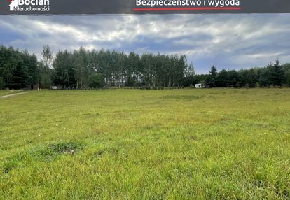 Płaskie, uzbrojone sielsko położone działki !