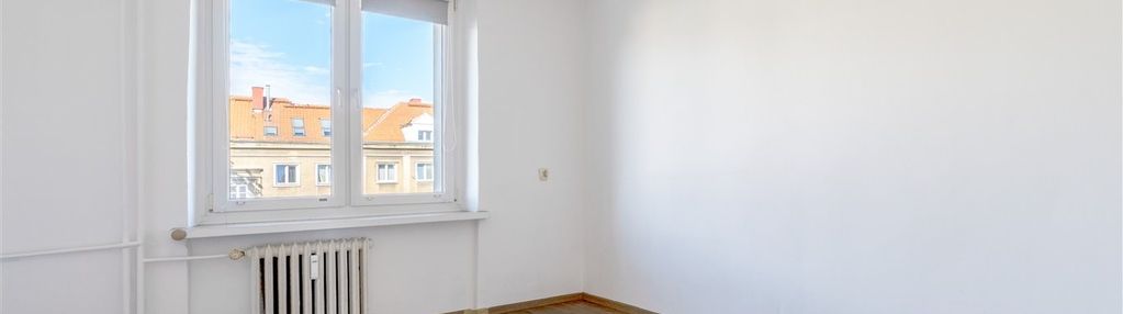 2 pokoje, os. b, dobra lokalizacja, niski koszt