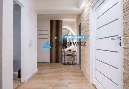 Garaż, piwnica, balkon i 3 pokoje - kaliska