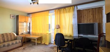 Bema, przestronne mieszkanie 3-pokojowe, 60 m2