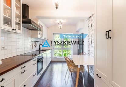 Przechlewo, dom  wielopokoleniowy z ogrodem