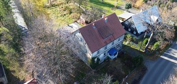 Dom z potencjałem przy nowym miejskim basenie