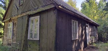 Dom wolnostojący, duża działka, międzyleś