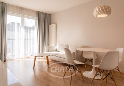 Nowoczesne m. z balkonem na kępie mieszczańskiej