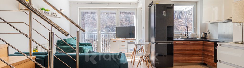 Dwupoziomowe | dwie łazienki | taras | z garażem