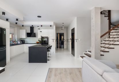 Rodzinny azyl pod warszawą | dom i ogród