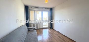 3 pokoje do remontu- ul. srebrnego, skarpa
