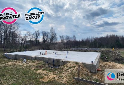 Działka z fundamentami pod budynek jednorodzinny