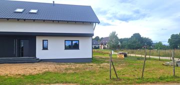Komfortowy dom typu półbliźniak