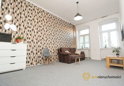 Przestronne mieszkanie w zabytkowej kamienicy