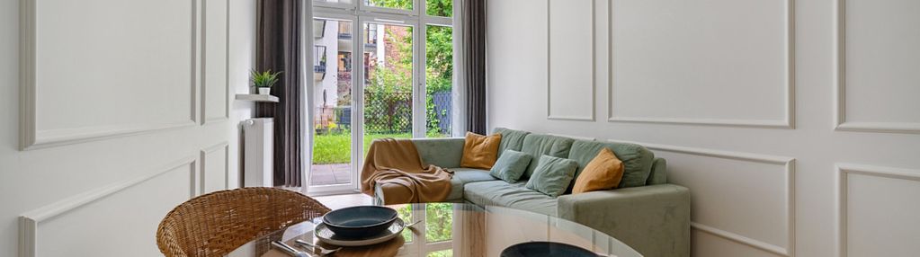 330cm wysokości/koneser/ do wprowadzenia