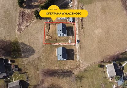 Dom w spokojnej okolicy jeziora dobczyckiego.