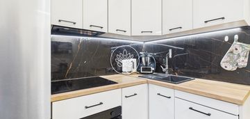 Dwa pokoje w kamienicy w centrum miasta