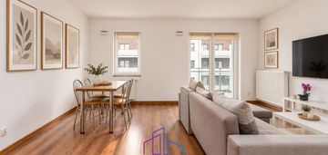 45m² | balkon | umeblowane | 2021 r| m. postojowe