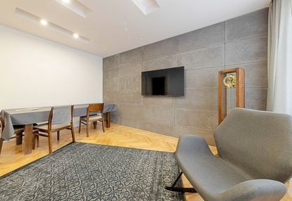 Nowoczesne mieszkanie w centrum na ulicy lipowej