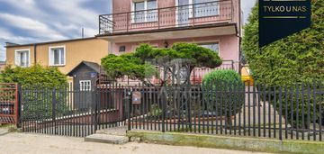 Dom | dwa odrębne mieszkania | rumia