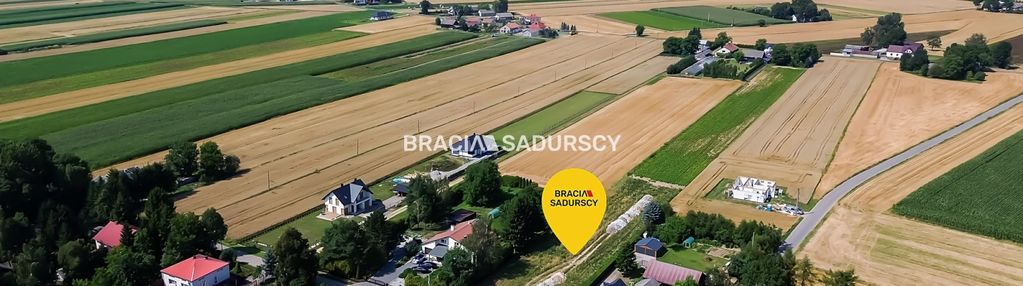 Działka budowlana / mpzp / media / mr2