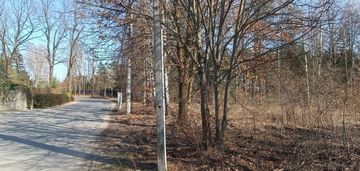 Sulejówek, piękna działka z drzewami
